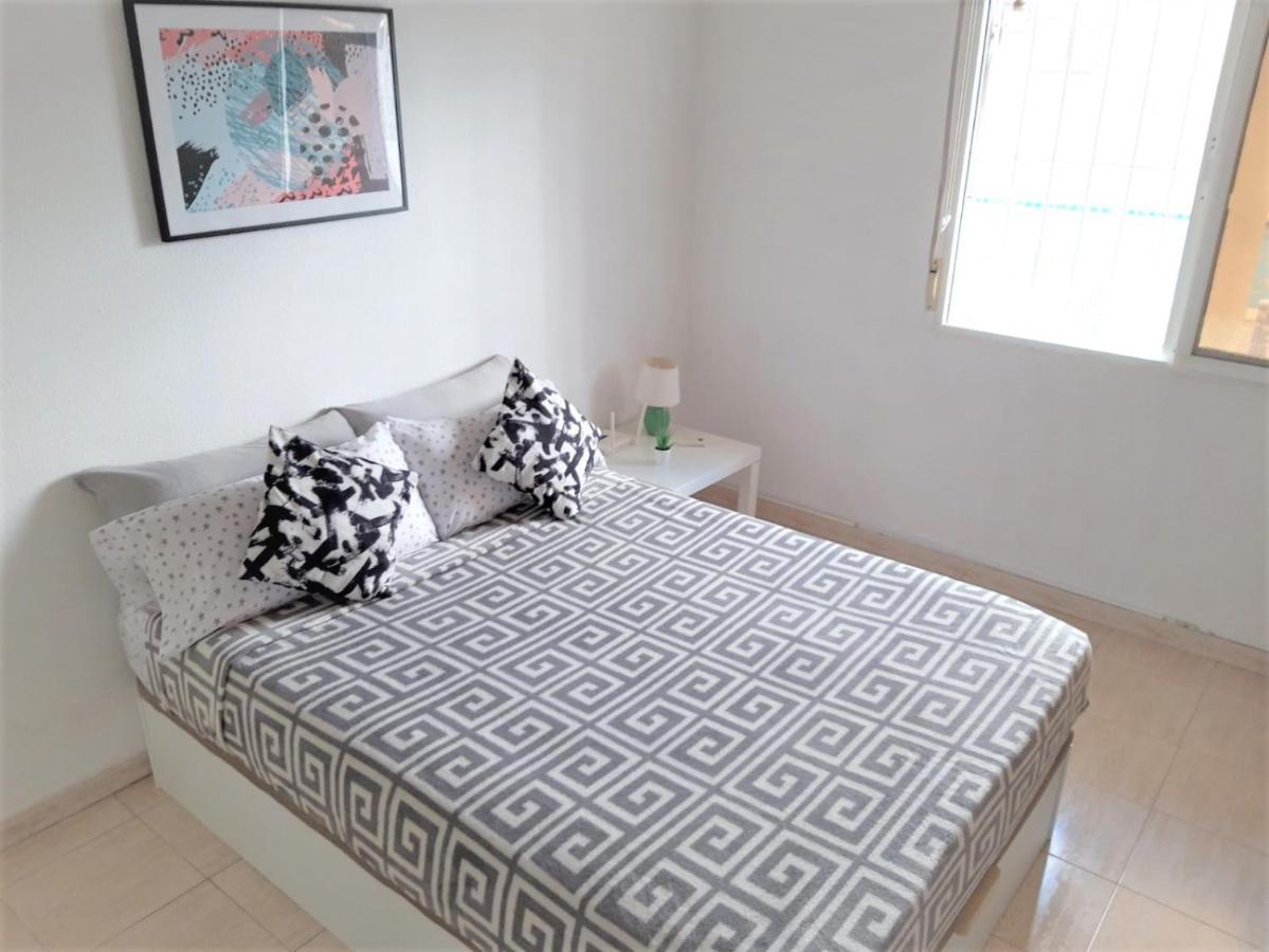 Pretty Studio With Swimming Pool Torrevieja Exterior photo